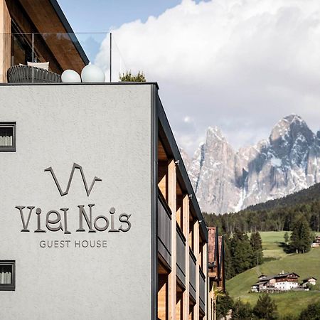 Viel Nois Guest House Funes  Exterior foto