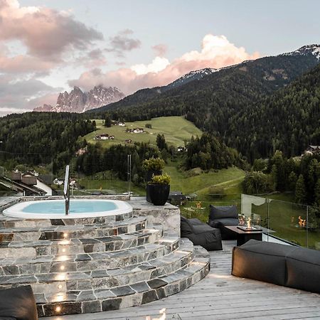 Viel Nois Guest House Funes  Exterior foto