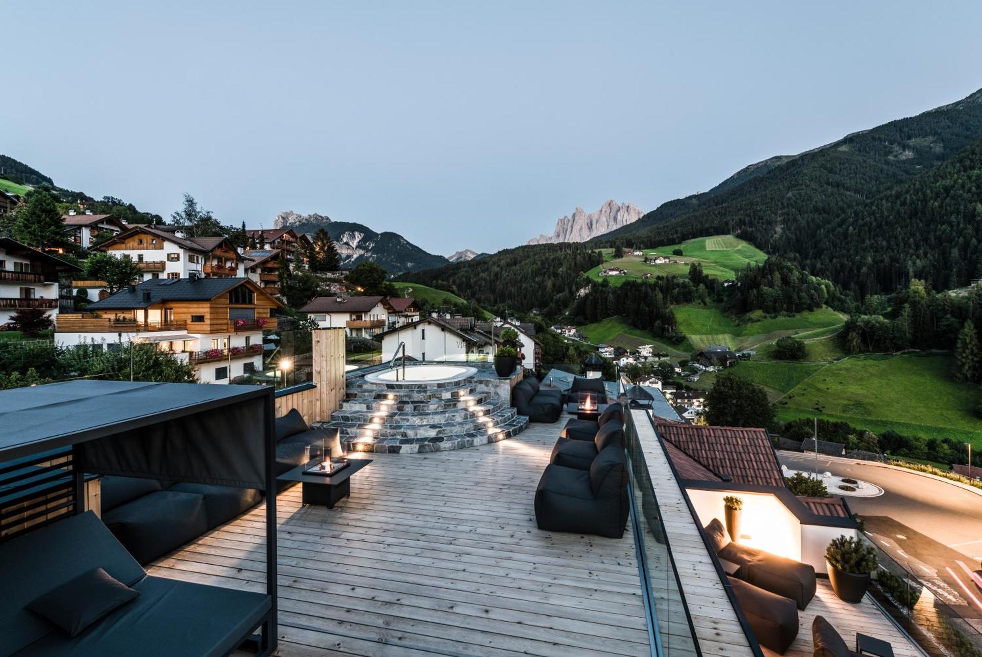 Viel Nois Guest House Funes  Exterior foto